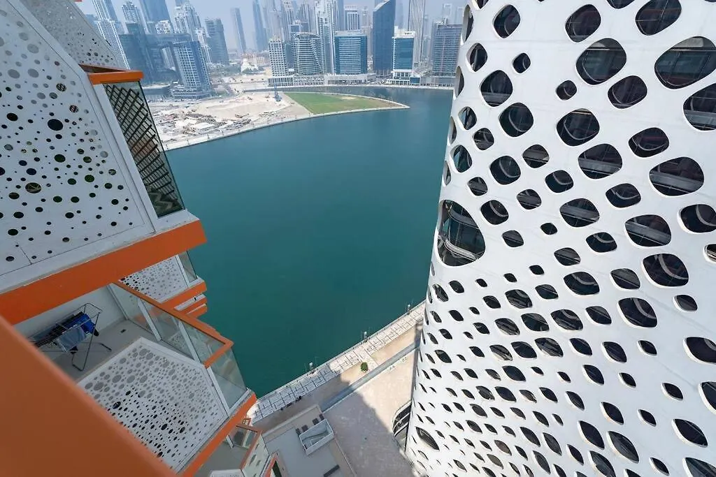 دبي Cobalt Apartment With Burj Khalifa View- Suiteable