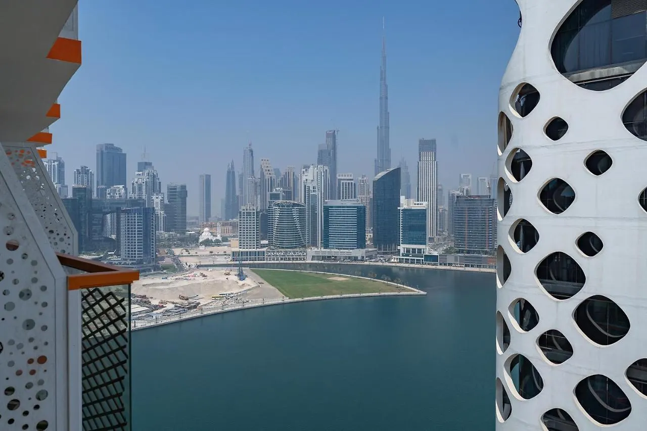 دبي Cobalt Apartment With Burj Khalifa View- Suiteable