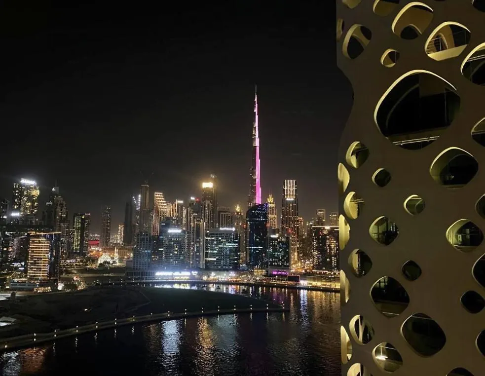 دبي Cobalt Apartment With Burj Khalifa View- Suiteable الإمارات العربية المتحدة