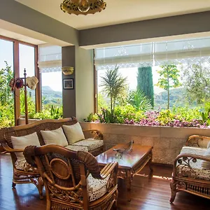 #ioniahouse Surrel , تيرانا ألبانيا
